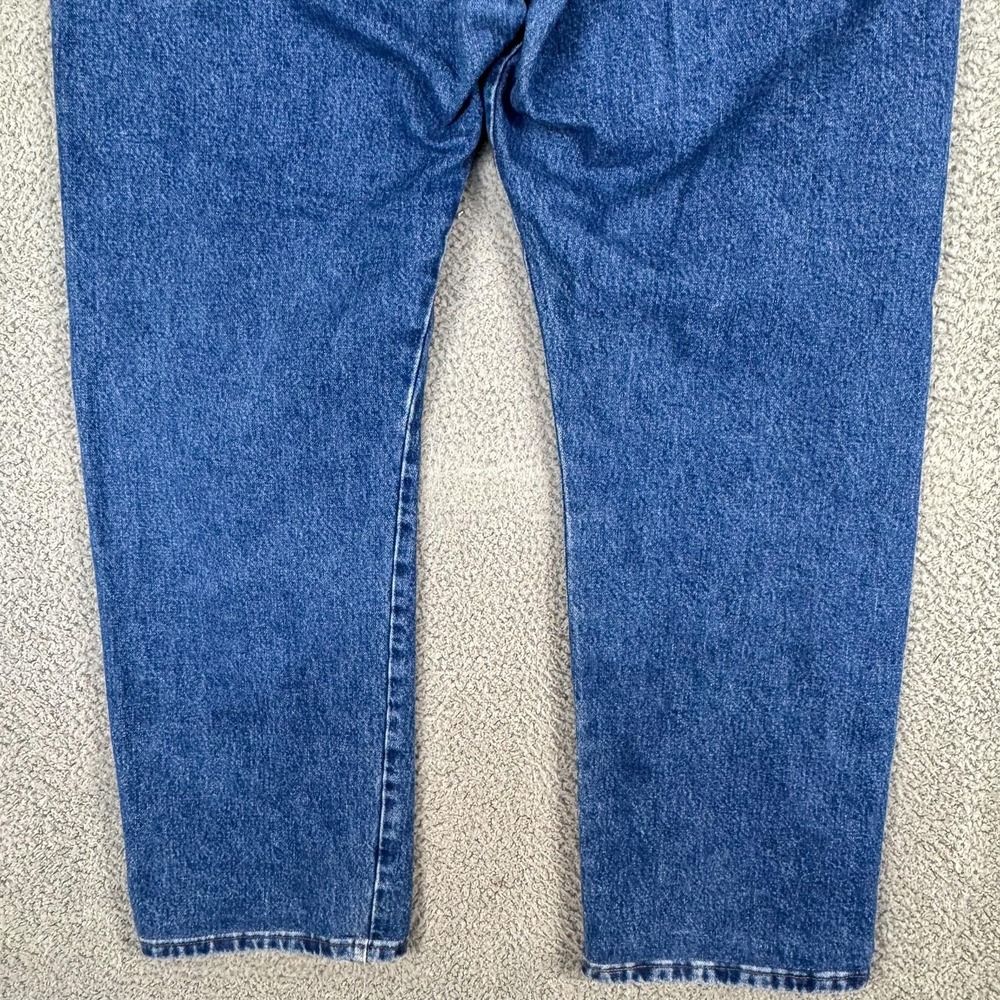 Wrangler 13MWZ Jeans Mens 40 Medium Wash Blue Cowboy Cut Straight Regular 40x30‎ - Picture 5 of 13